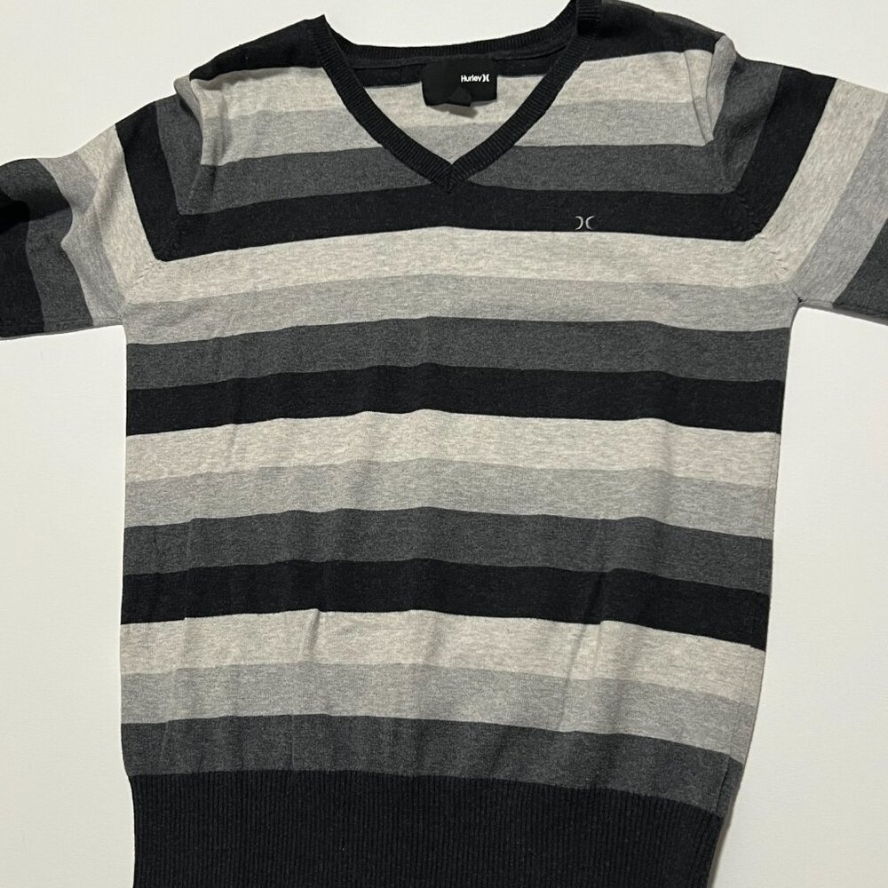 Hurley V-Neck Sweater Striped Preppy Casual Pullover Gray Men's size Large